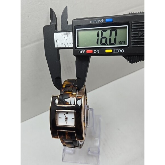 Tommy Hilfiger Womens Tortoise Shell Bracelet Watch Y2K Rose Gold New Battery - Picture 6 of 11